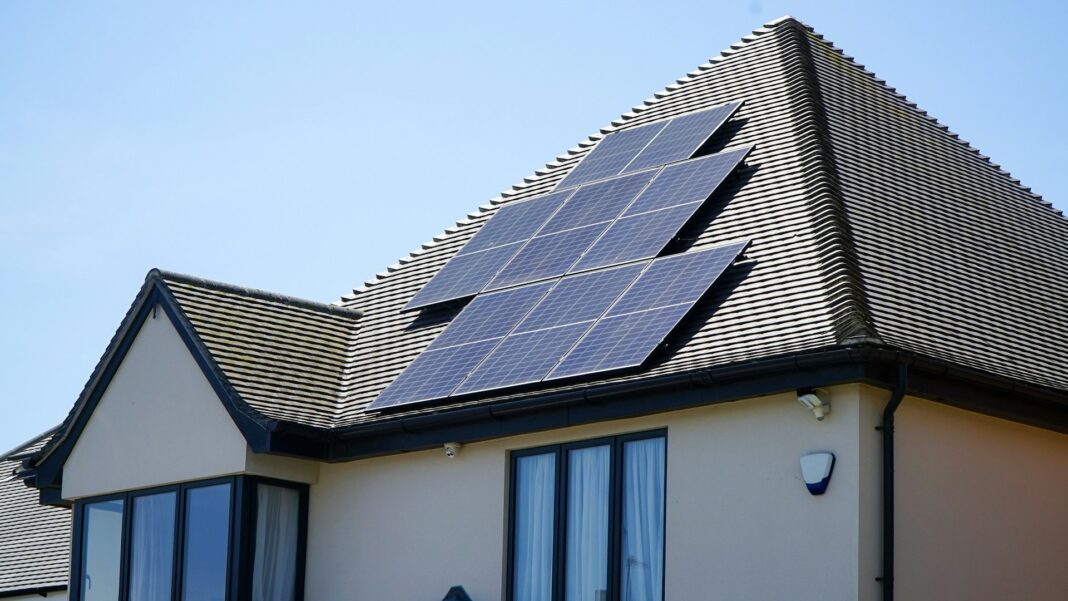 Énergie photovoltaïque : nouvelles règles et changements pour les prosommateurs